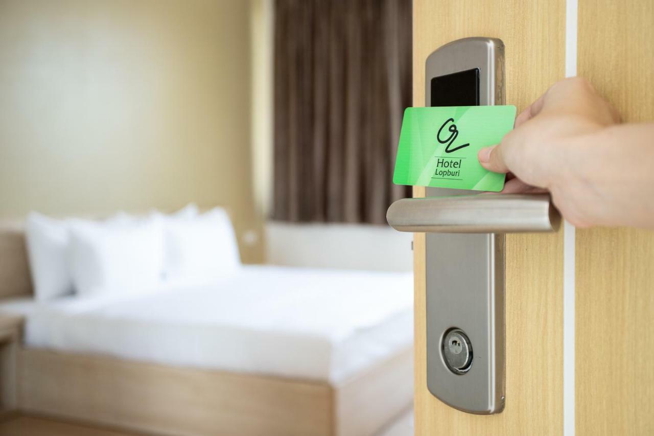 O2 Hotel Lop Buri מראה חיצוני תמונה