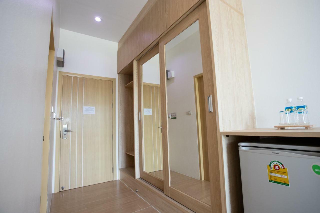 O2 Hotel Lop Buri מראה חיצוני תמונה